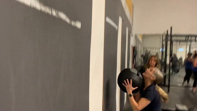 CrossFit Open 23.1 Throwdown