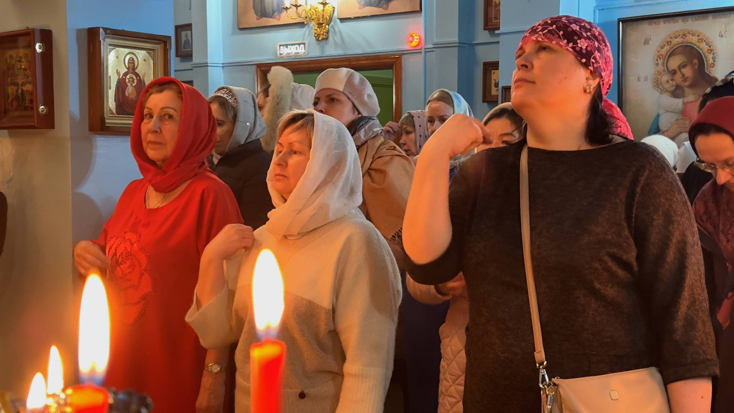 В храме преподобного Сергия Радонежского в Охе в полночь состоялось пасхальное богослужение