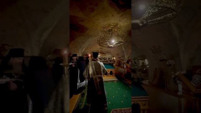 Вечерня с Крестным Ходом на Страстную Пятницу