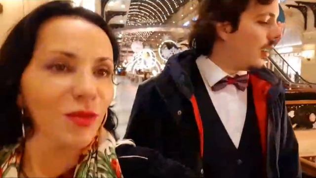 Москва лучший город Красная Площадь Гум Каток ёлки влог погуляй со мной