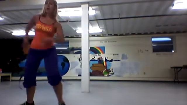 Zumba Muevelo - Rey Ruiz