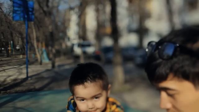EMIR смешной ребенок.mp4