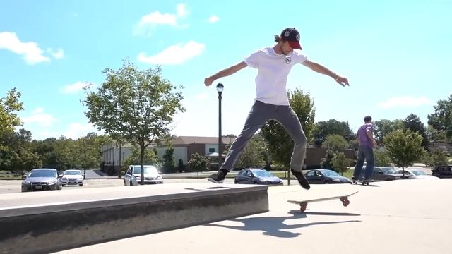 THE SUPER MARIO SKATEBOARD! | Board Test