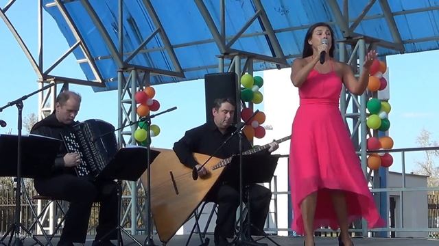 ВИА Родные напевы и Валерия Кириллова - Ландыши