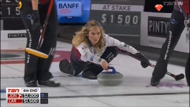 In-off by Jennifer Jones (2017 Pinty's Skins Game)