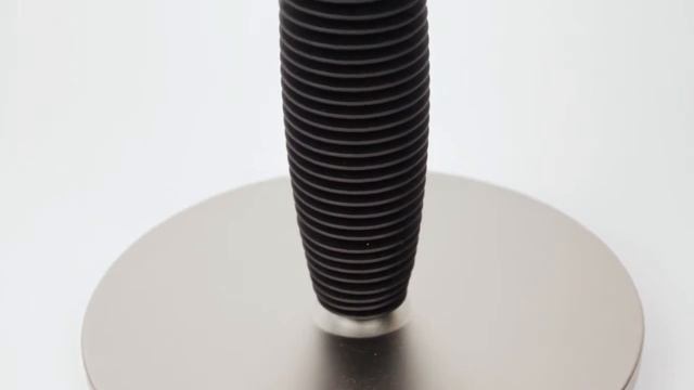 Держатель для бумажных полотенец groove UMBRA Groove Paper Towel Holder
