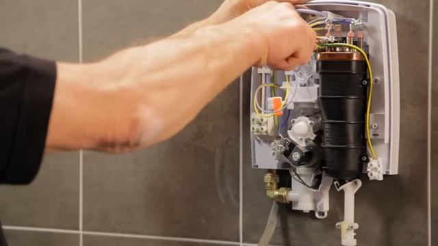 Electric Showers: "How to install the T80Z Fast-Fit and replace the Mira Vie" video from Triton