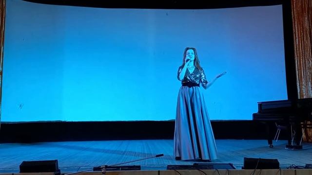 "Россия" - Музыка- Брендон Стоун, Слова- А.Лапшаков.