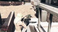 GTA 5 - Beach Girl’s FIVE STAR COP BATTLE (GTA V Funny Moment)
