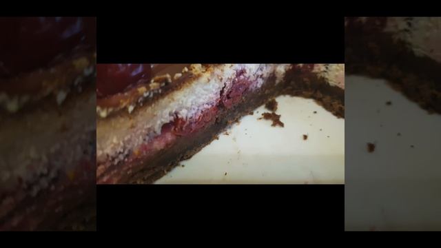 Шоколадно-вишневый чизкей