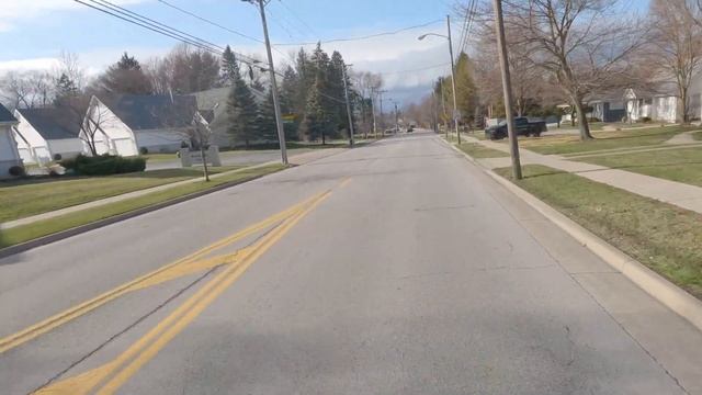 JJE 9580 JNH 5859, Great Following Distance, But....  (3 24 22)