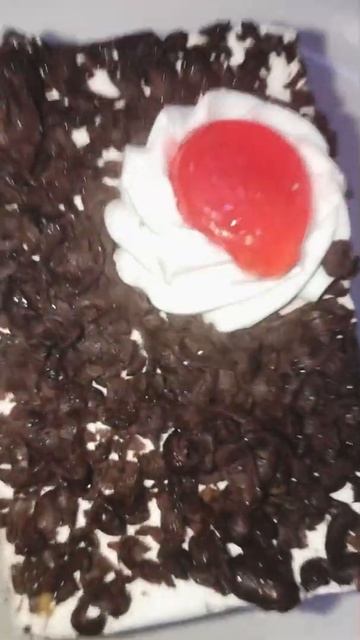 Black forest cake | Butterscotch cake | yummi