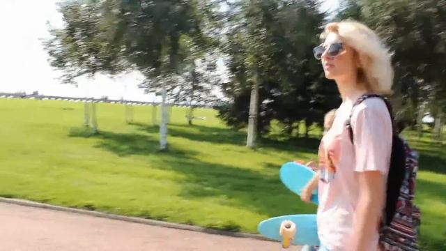 Rollin with me//SURFING FOR HIPSTERS LOL