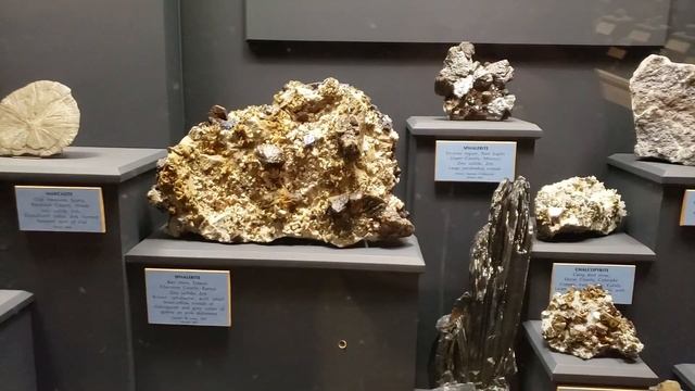 GEMS & MINERALS by IMAGES at DENVER Museum of NATURE & SCIENCE Part 3