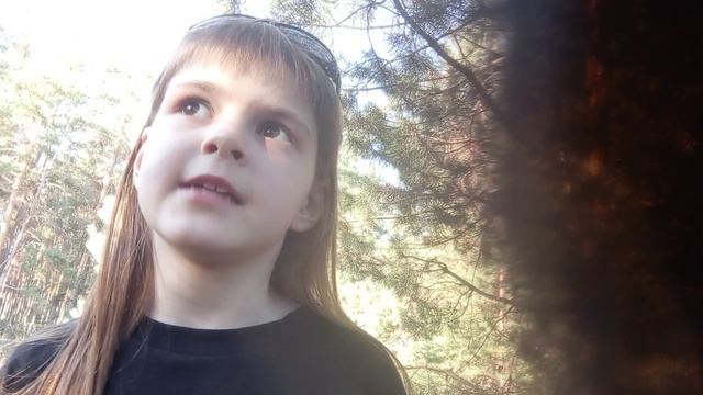 Алиса кошка мяу рассказывает что она в лесу