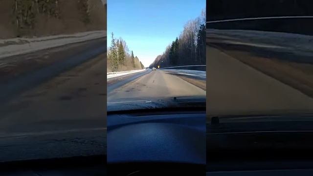 Учебная машина едет 150кмч