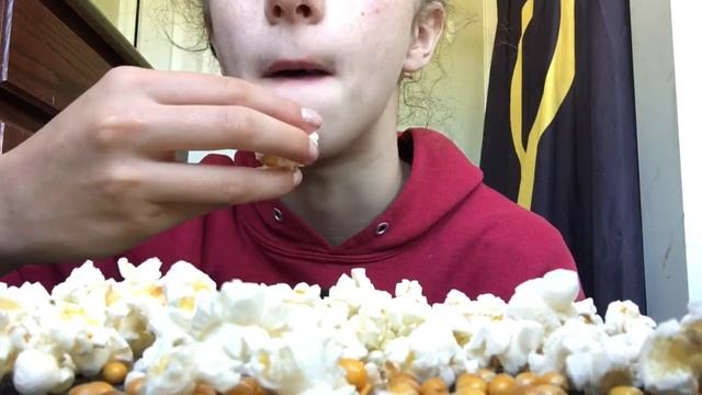 KETTLE CORN POPCORN | Asmr eating sounds | (no talking)