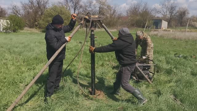 1 серия строительства каркасного дома в Крыму своими руками в одно лицо). От и до (немного шумно)