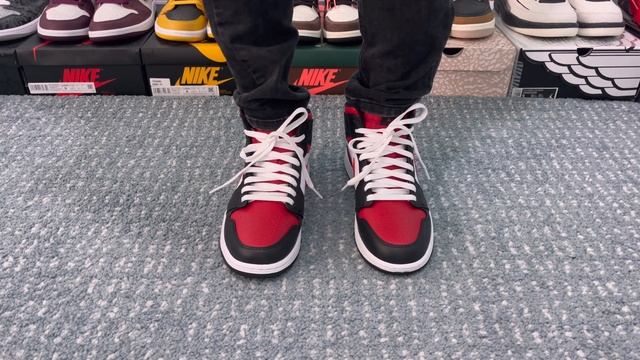 Air Jordan 1 Mid Bred Toe Lace Swap/on feet