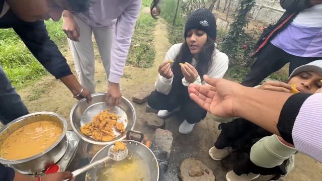 A well spent Boring Day 🤡 | Chai- Pakoda | The Roamer Amit | #vlog