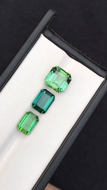 Natural tourmaline Weight 11 carats Dimensions 10 to 9 mm long gfj