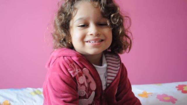Liris cantando Britney Spears!