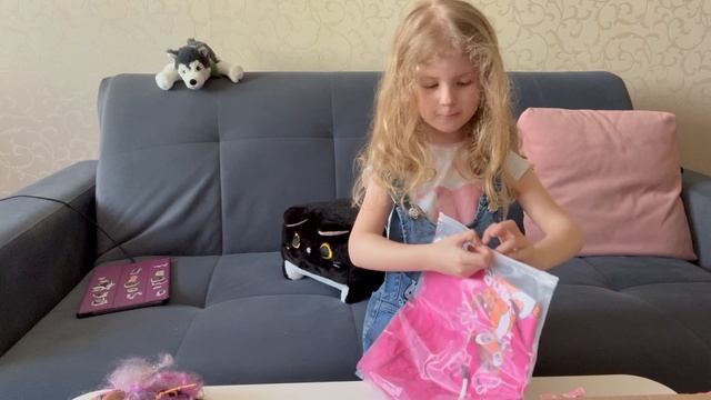 Распаковка одежды