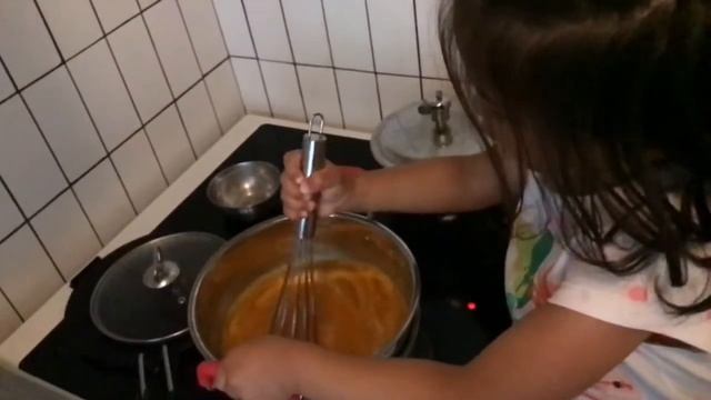 Genoise Citron Cake By a 3 Year Old
