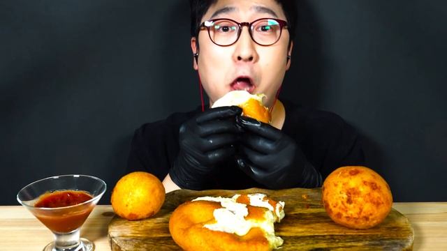엄청 큰 대왕치즈볼 먹방 치즈파티 GIANT CHEESE BALLS MUKBANG ASMR EATING SHOW (SUB)