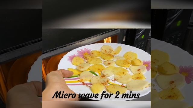 Potato Chips In Microwave  || Banana Chips || Tea Time ideas #microwavecooking#snacks#potato#shorts