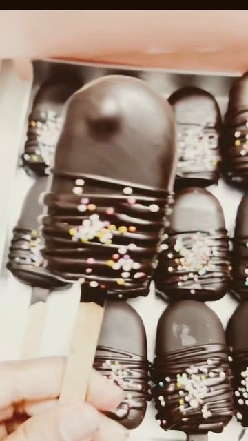 Childrens day special treats||ready for delivery||cupcakes||brownies||cakesicles||cakepops.
