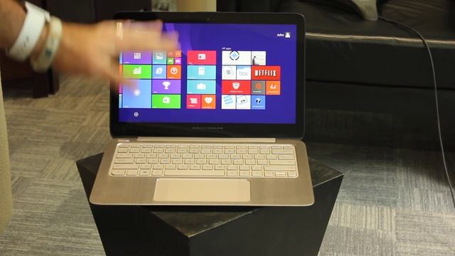 Spectre 13 Ultrabook - SUPER slim and jammed with features