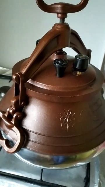 Авганський казан на кухні