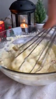 БУЛОЧКИ С ИЗЮМОМ БЕЗ ДРОЖЖЕЙ ЗА 30 МИНУТ😋