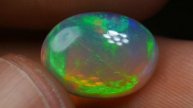 STUNNING 5/5 FULL NEON RED GREEN CHANGE COLOR WELO OPAL 2.45 CRT