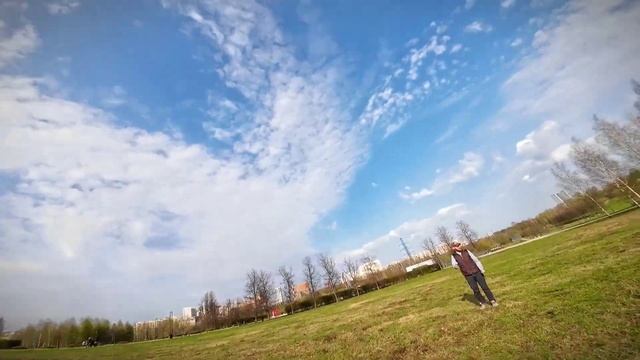 Запуск воздушного змея с камерой. Много крушений в Митинском парке. #dji #fly #action #park #drive