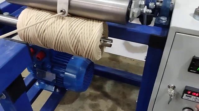 Станок для намотки шнура в бобинку.