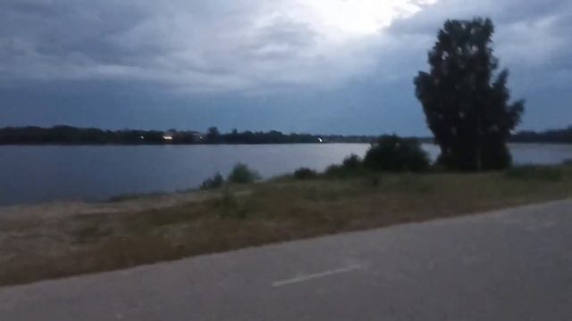 Гуляю в Гусь-Хрустальном с сестрой