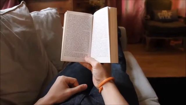 The Circret Bracelet - Your Portable Tablet | HD