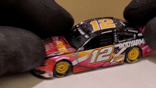 2020 Ryan Blaney BodyArmor Strawberry Banana 1:64 (NASCAR Die-Cast Review)