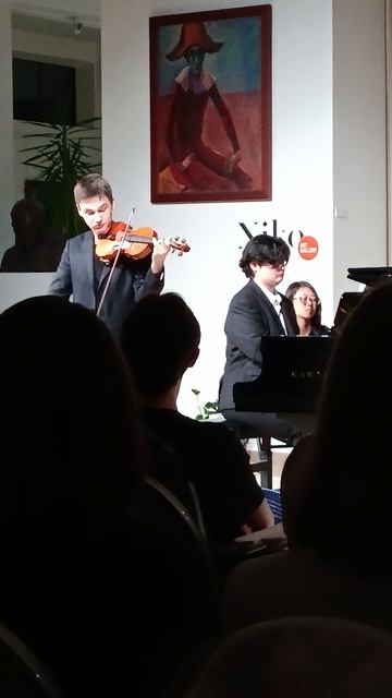 #music , оферта, услуги от, адвокат, уроки #english, реклама, туризм, массаж, а он мне нравится, wow
