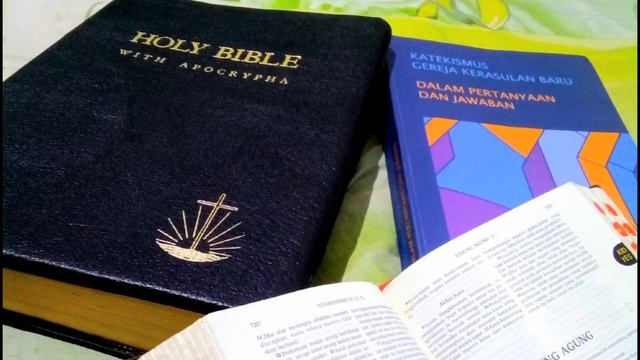 PERJANJIAN LAMA PERJANJIAN BARU | FORKAT Forum Katekismus | Gereja Kerasulan Baru | Ed.9 No.16-18