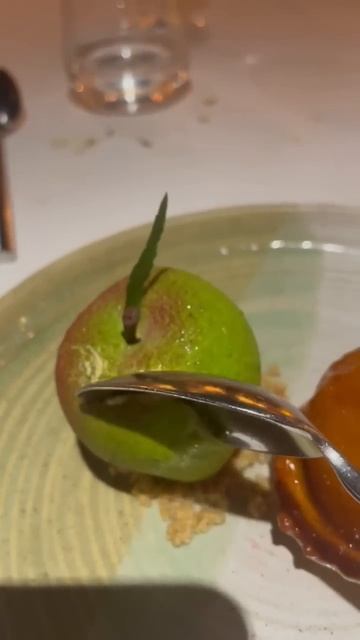 Apple ice cream