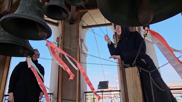 МАСТЕР-КЛАСС ОТ СЕСТЕР ОБИТЕЛИ: ПАСХАЛЬНЫЙ ЗВОН В КОЛОКОЛА