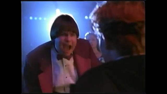 Angus - 1995 Climactic Scene