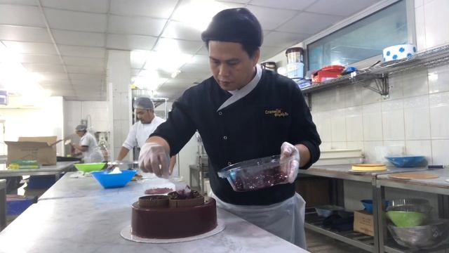 How to make Cherry Chocolate Mousse #cakes #kuwaitcakes #kuwait #mousse #food #q8food