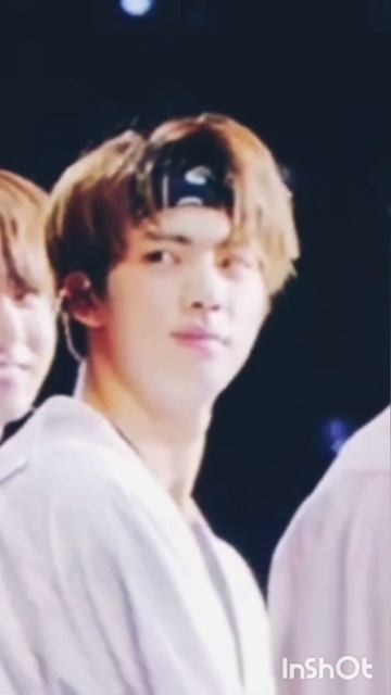 I just fall in love with his stare😍😭👉👈 #TaeJin💓