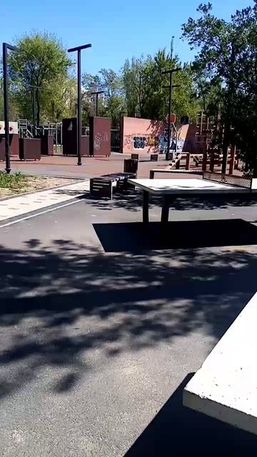 спортивная площадка