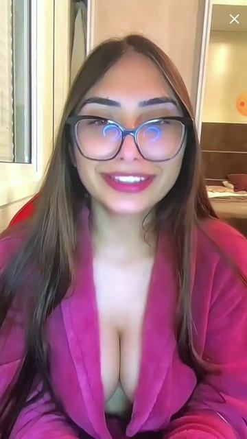 periscope live no bra girl vlog#live #periscope #broadcast