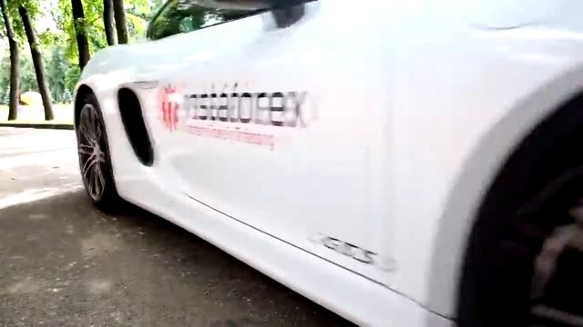 Porsche Cayman от ИнстаФорекс
